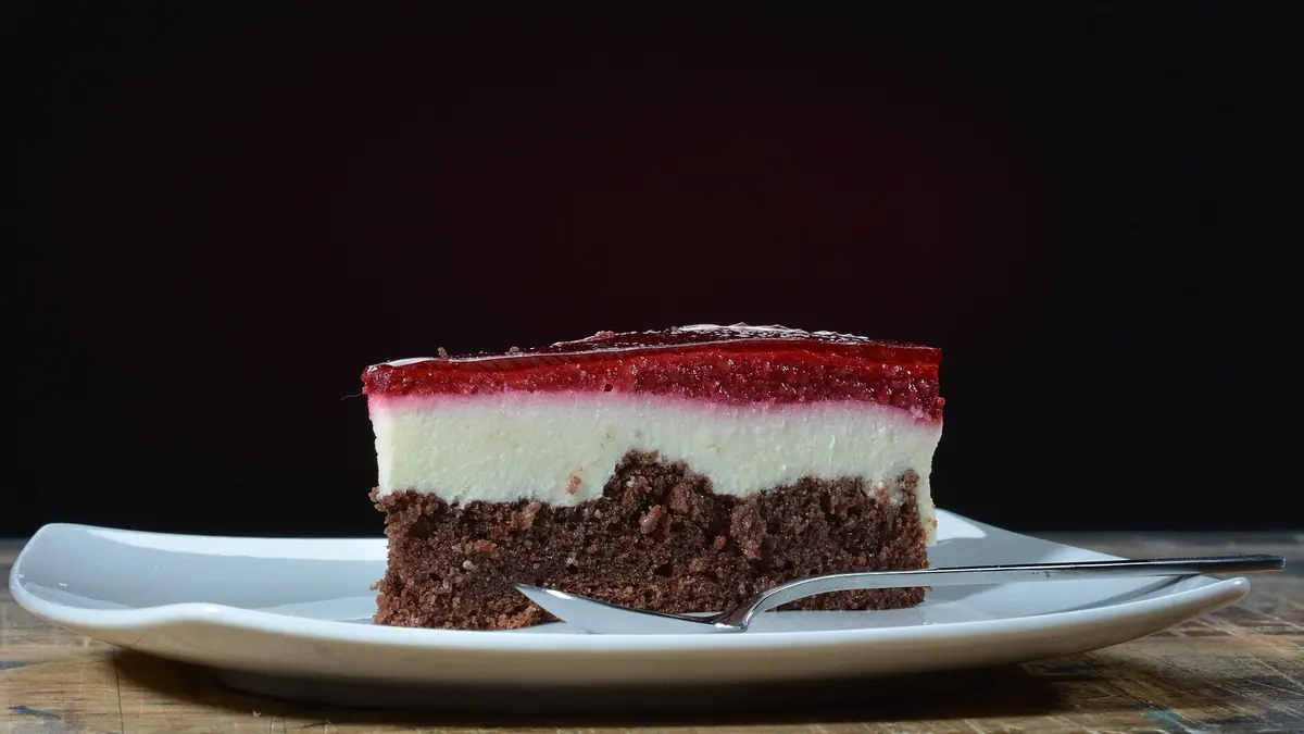 Rogiet Community Shop & Cafe – cake shop in Rogiet, Caldicot